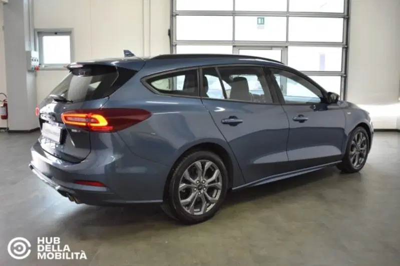 Ford Focus Station Wagon usata a Perugia (4)
