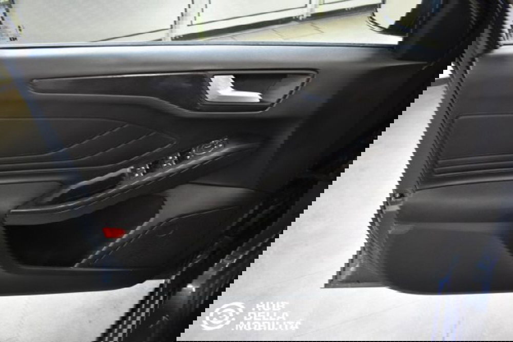 Ford Focus Station Wagon usata a Perugia (7)