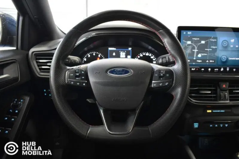 Ford Focus Station Wagon usata a Perugia (9)