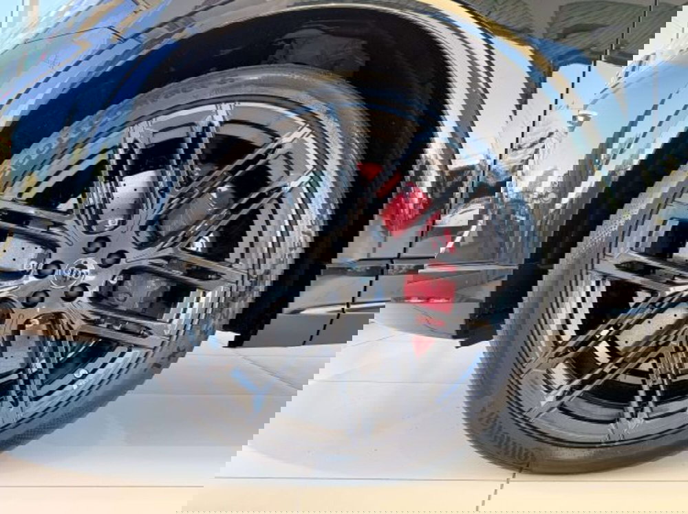 Audi RS Q8 nuova a Torino (4)