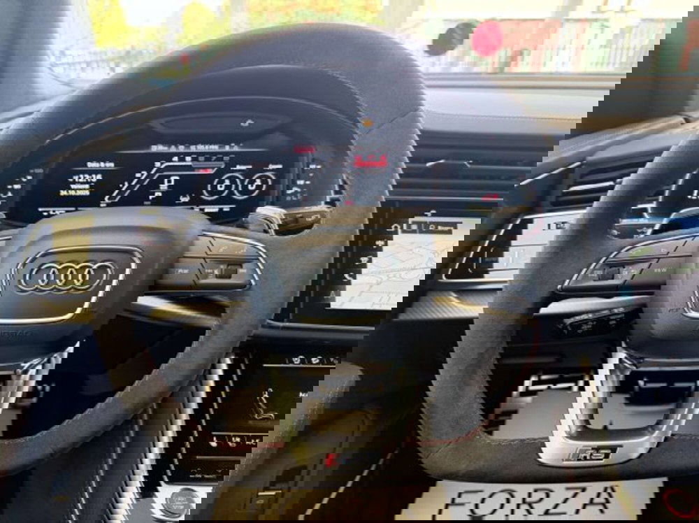 Audi RS Q8 nuova a Torino (6)