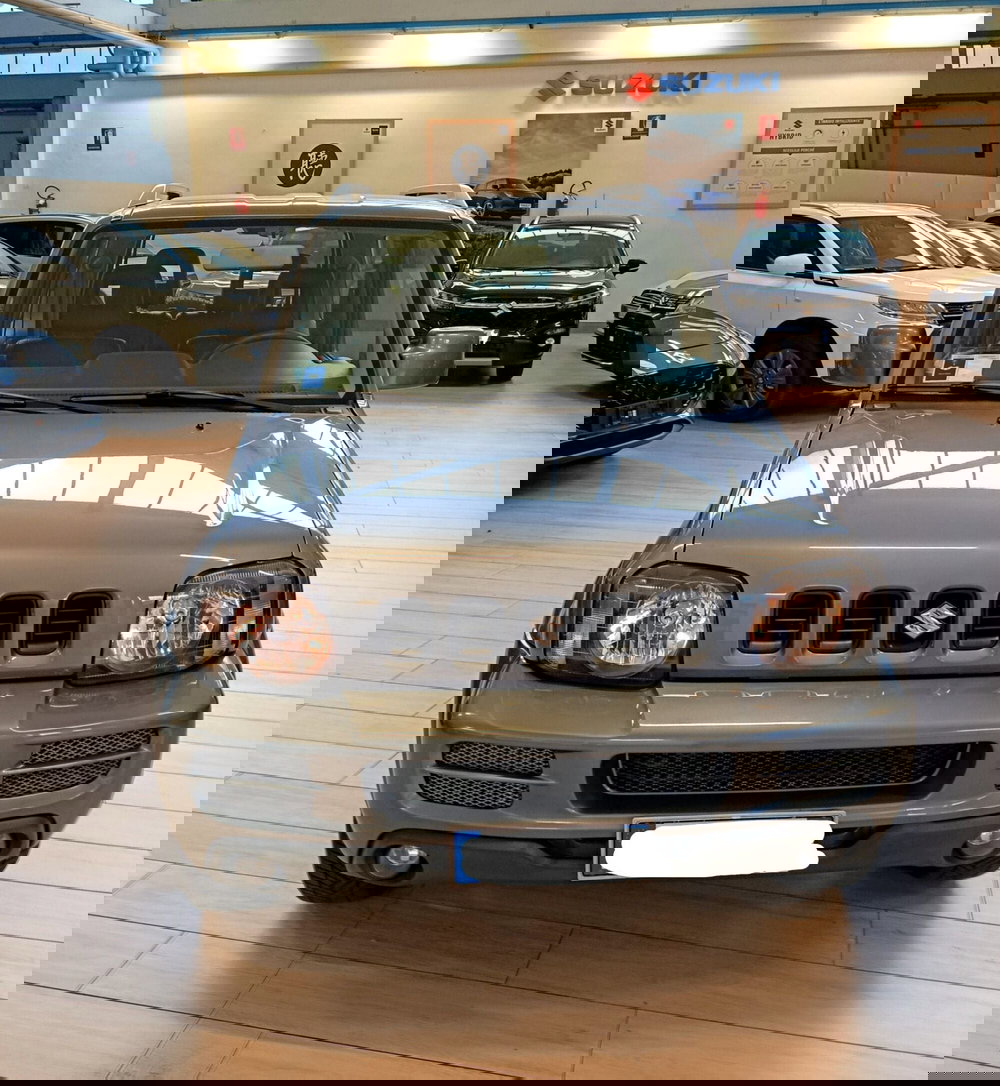 Suzuki Jimny usata a Lecco (9)