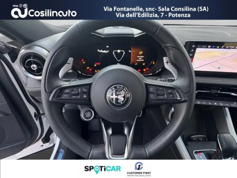 Alfa Romeo Tonale nuova a Salerno (12)