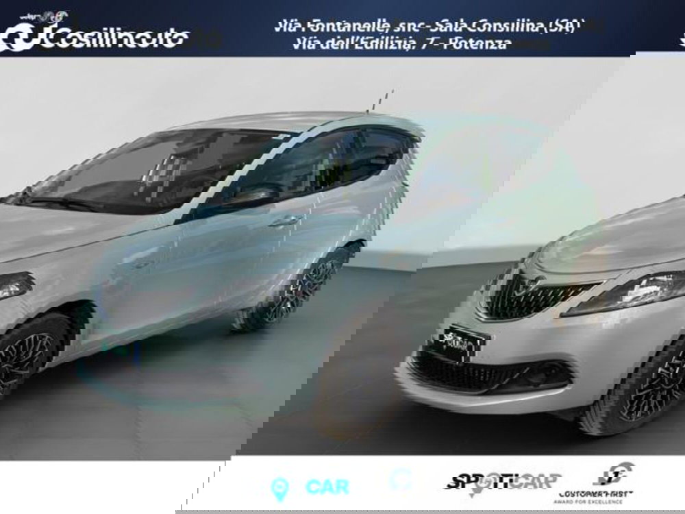 Lancia Ypsilon usata a Salerno