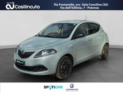 Lancia Ypsilon 1.0 FireFly 5 porte S&amp;S Hybrid Ecochic A. Ferretti del 2024 usata a Sala Consilina
