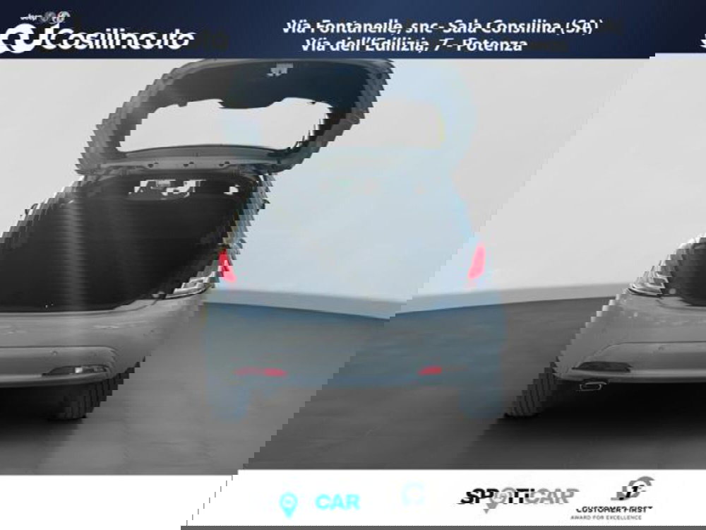 Lancia Ypsilon usata a Salerno (18)