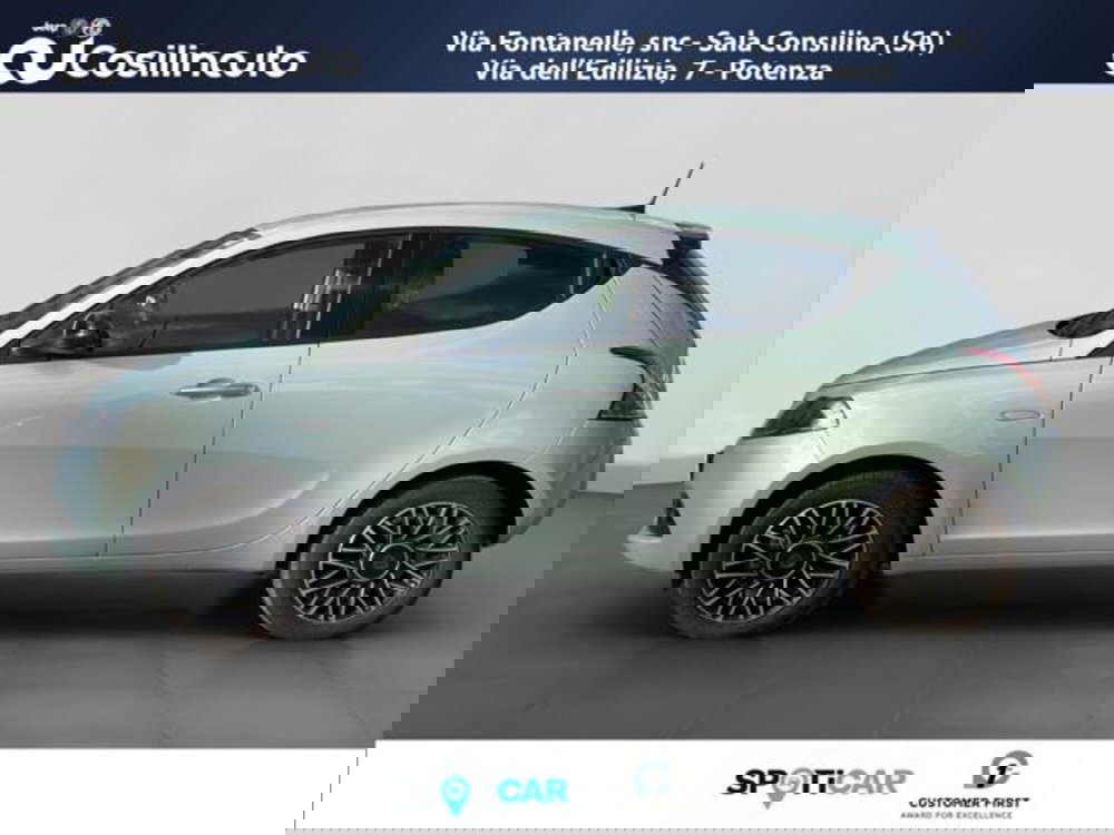 Lancia Ypsilon usata a Salerno (2)