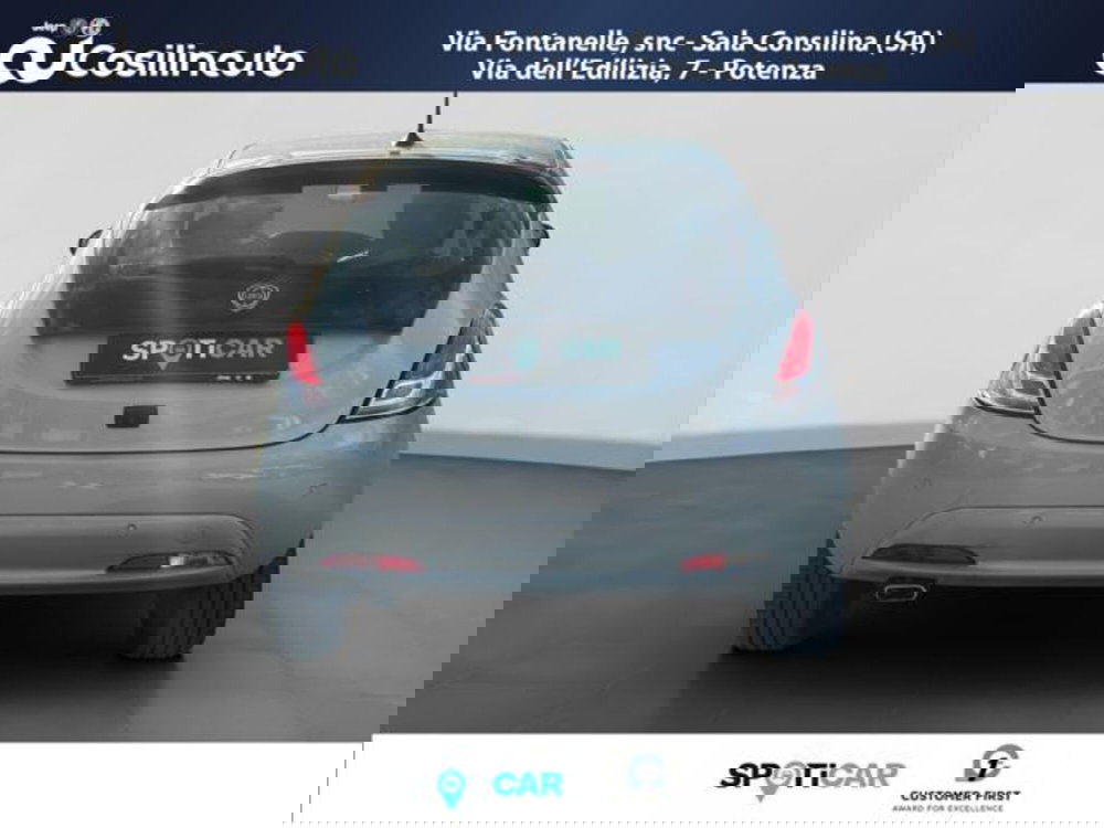 Lancia Ypsilon usata a Salerno (4)