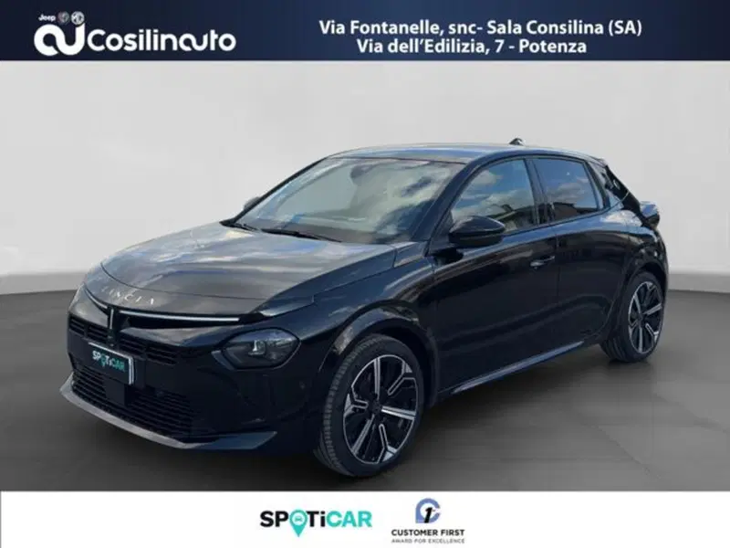 Lancia Ypsilon usata a Salerno