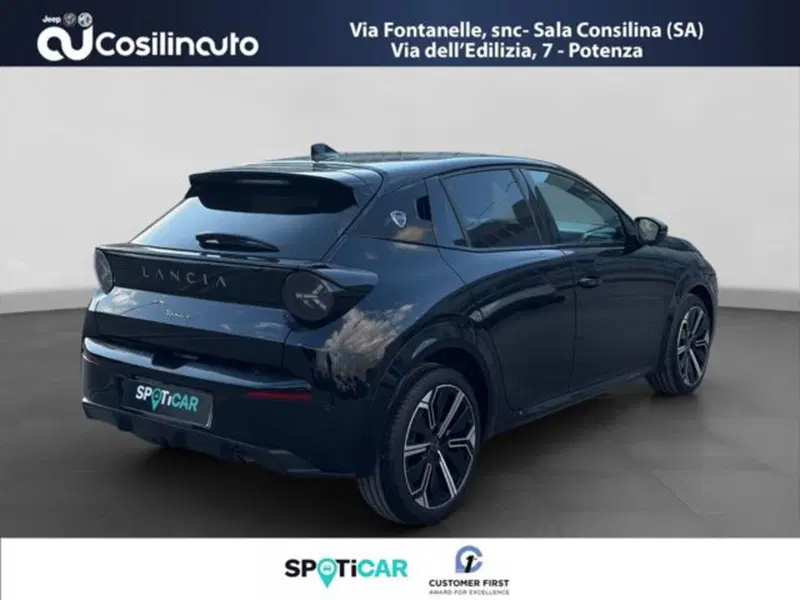 Lancia Ypsilon usata a Salerno (5)