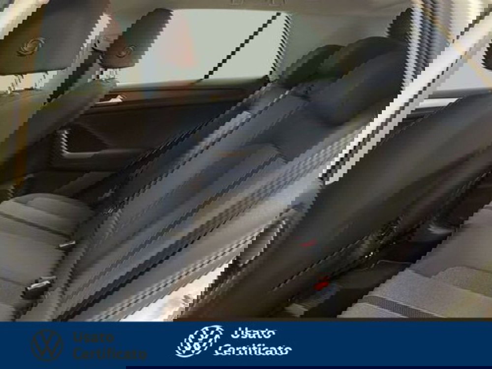 Volkswagen T-Roc usata a Vicenza (12)