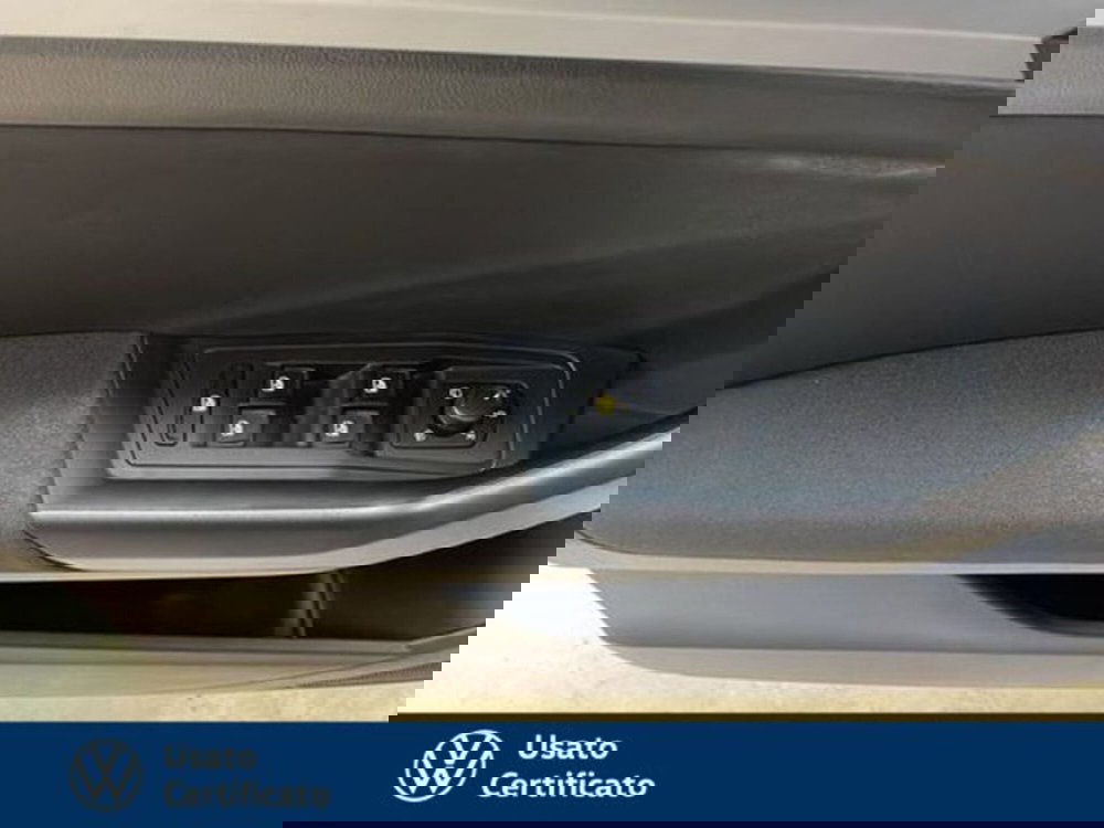 Volkswagen T-Roc usata a Vicenza (17)