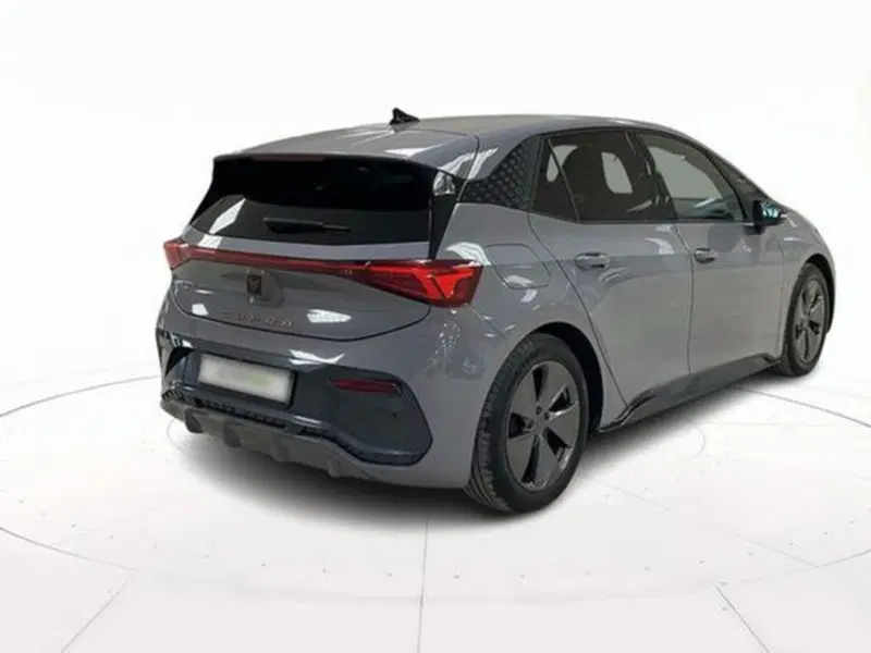 Cupra Born usata a Vicenza (4)