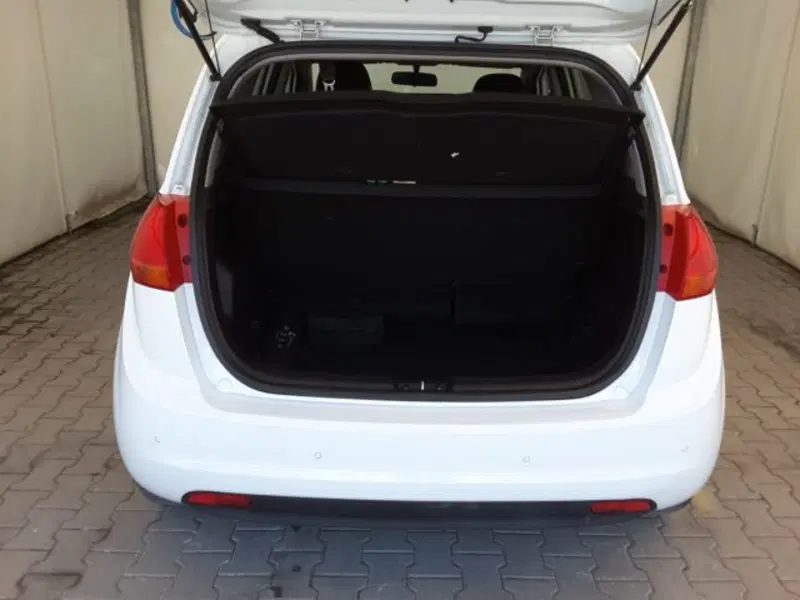 Kia Venga usata a Firenze (13)