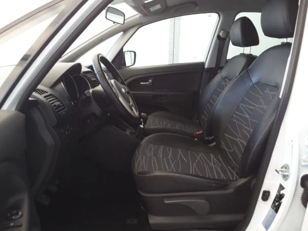 Kia Venga usata a Firenze (5)