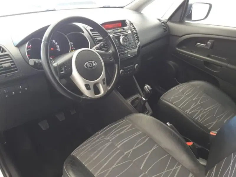 Kia Venga usata a Firenze (6)