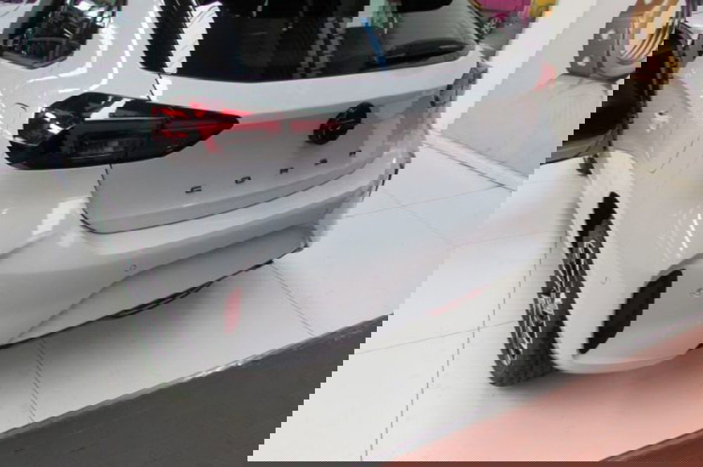 Opel Corsa nuova a Milano (15)