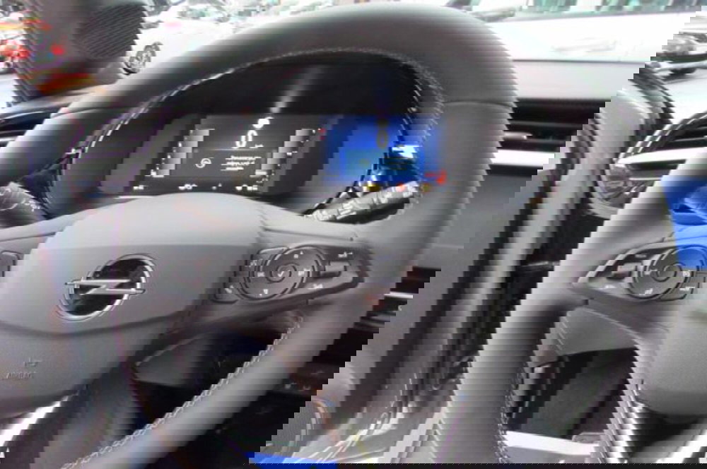 Opel Corsa nuova a Milano (11)