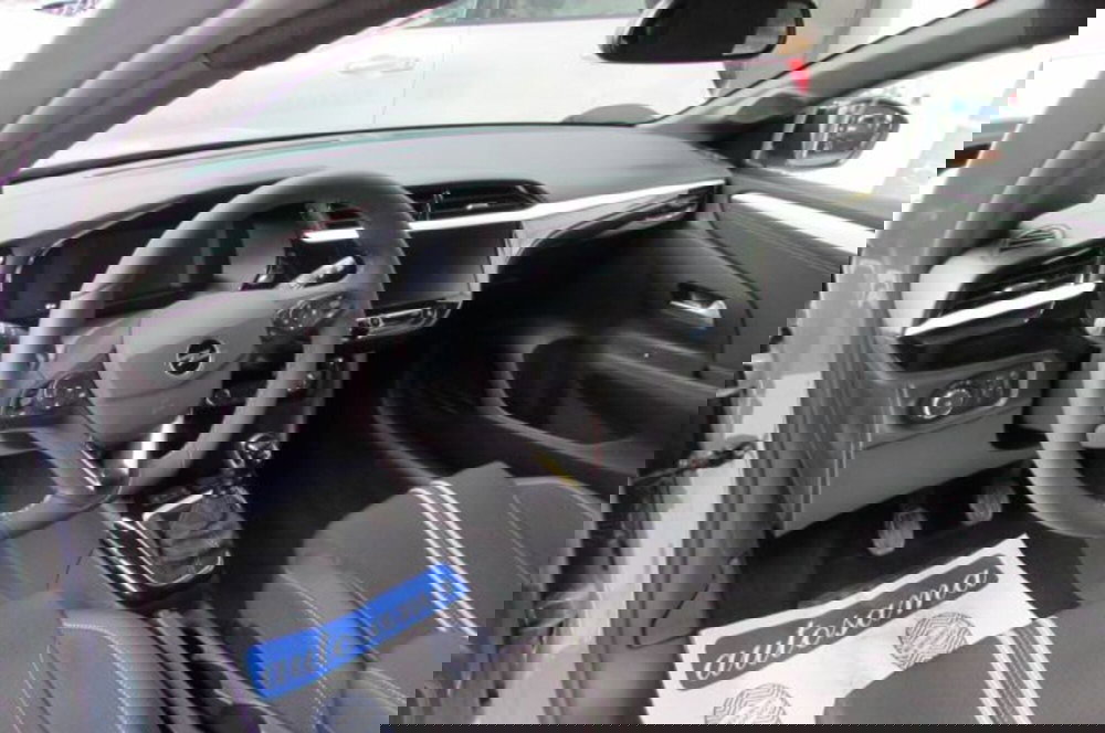 Opel Corsa nuova a Milano (7)