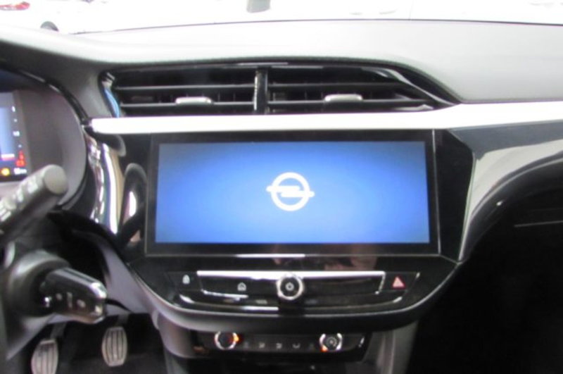 Opel Corsa nuova a Milano (9)