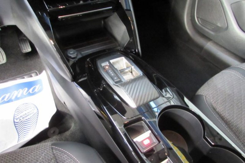 Peugeot 208 usata a Milano (11)