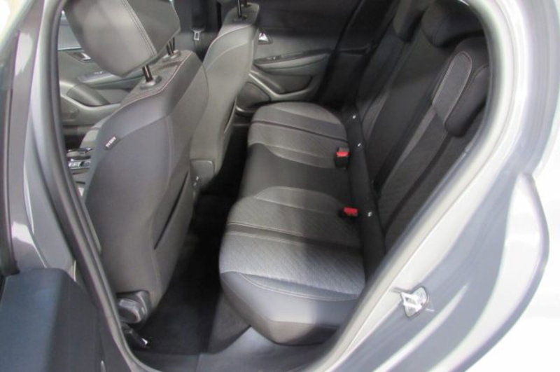 Peugeot 208 usata a Milano (14)