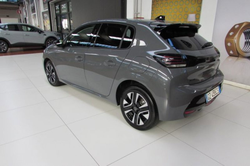 Peugeot 208 usata a Milano (3)