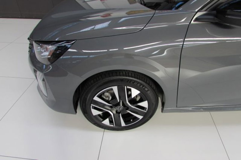 Peugeot 208 usata a Milano (5)