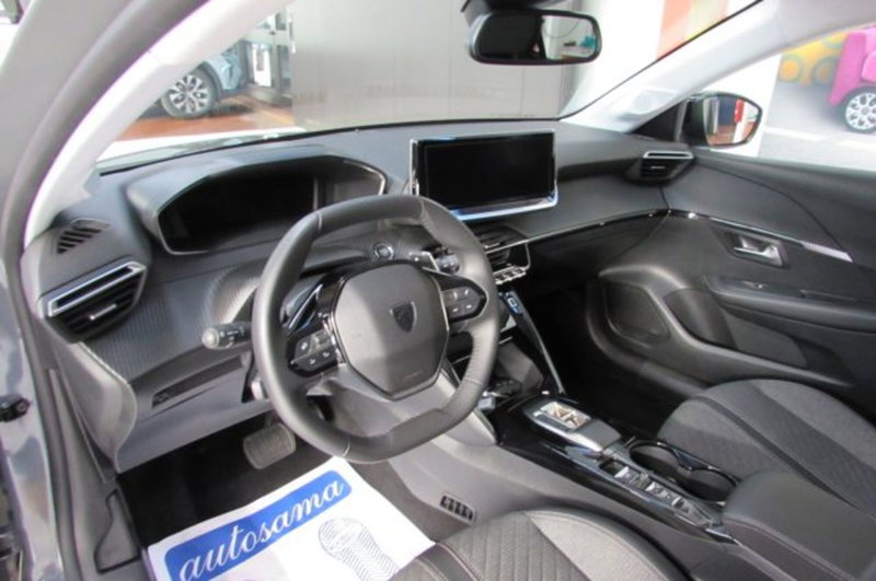Peugeot 208 usata a Milano (7)
