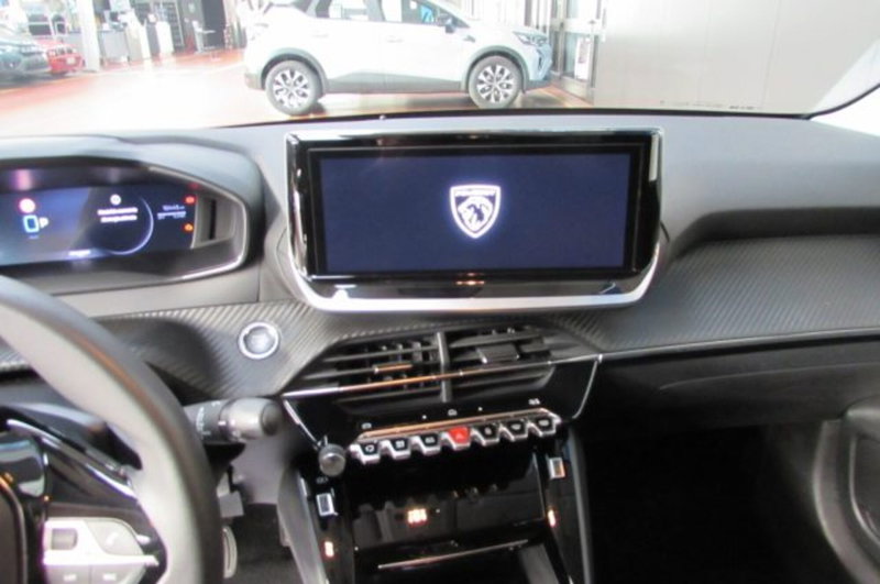 Peugeot 208 usata a Milano (8)