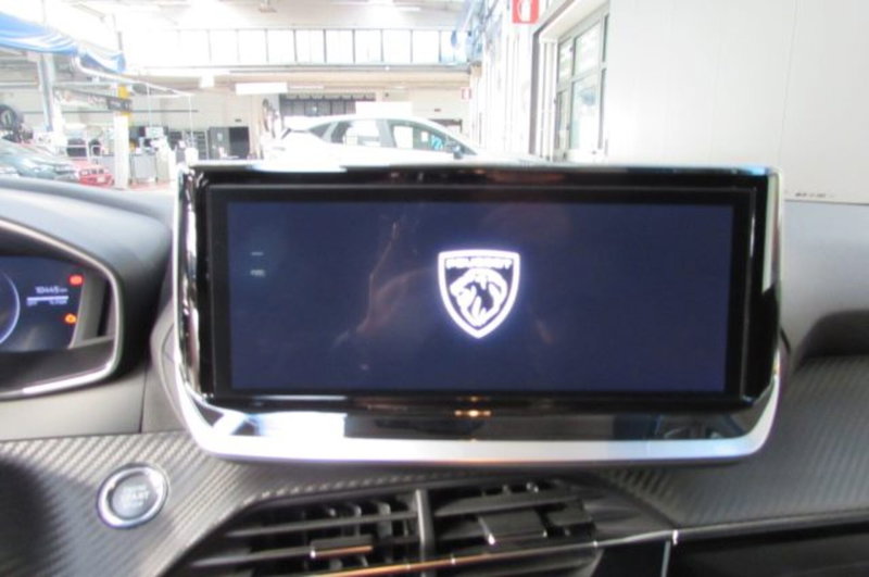 Peugeot 208 usata a Milano (9)