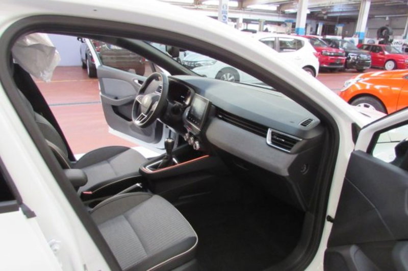 Renault Clio usata a Milano (15)