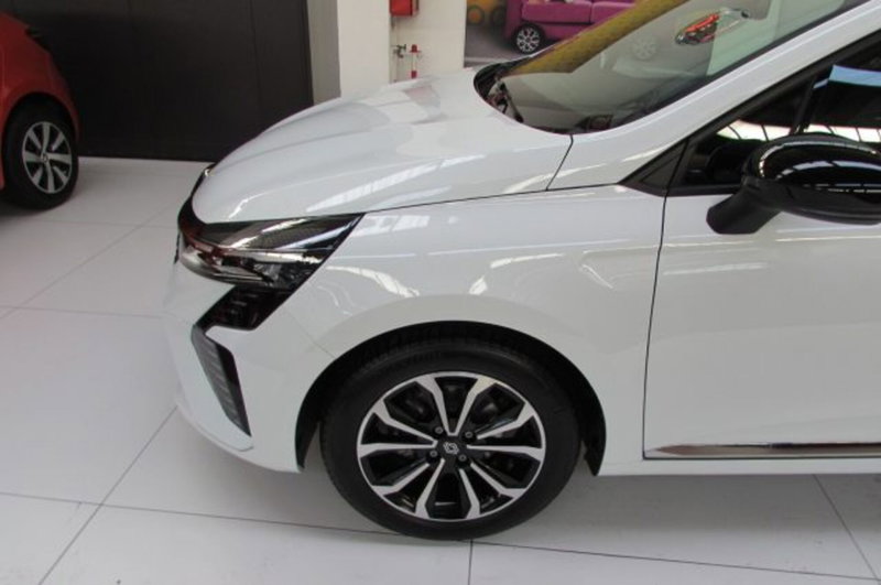 Renault Clio usata a Milano (5)