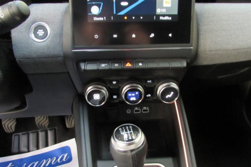 Renault Clio usata a Milano (9)