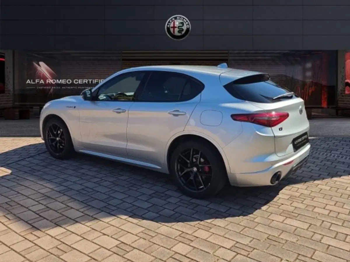 Alfa Romeo Stelvio usata a Monza e Brianza (7)
