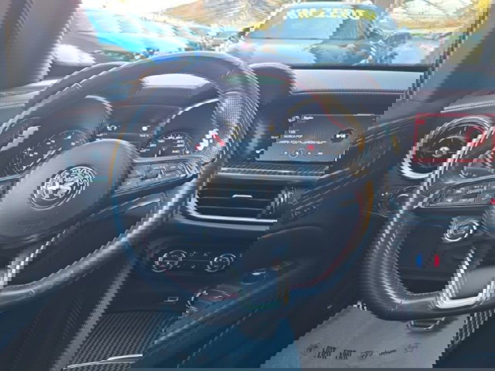 Alfa Romeo Stelvio usata a Monza e Brianza (9)