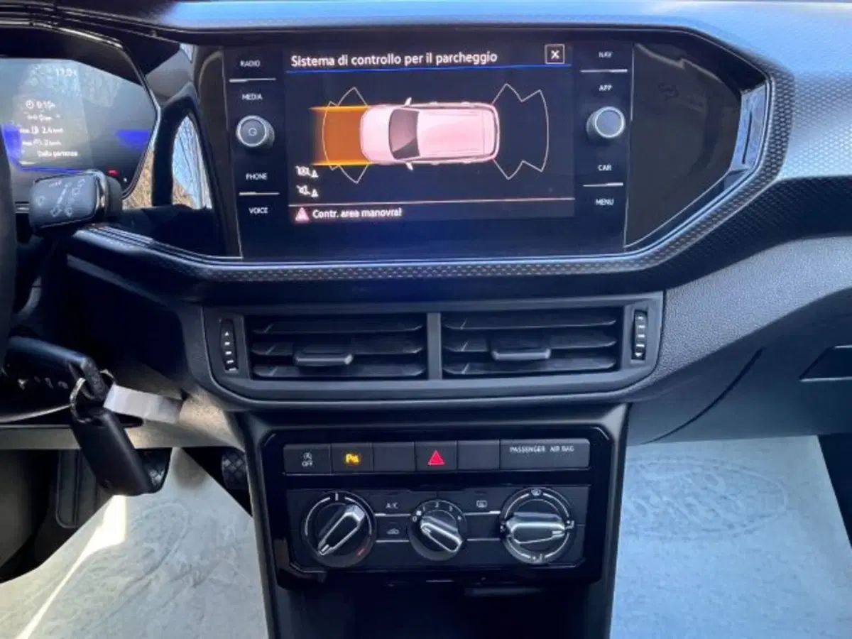 Volkswagen T-Cross usata a Cuneo (12)