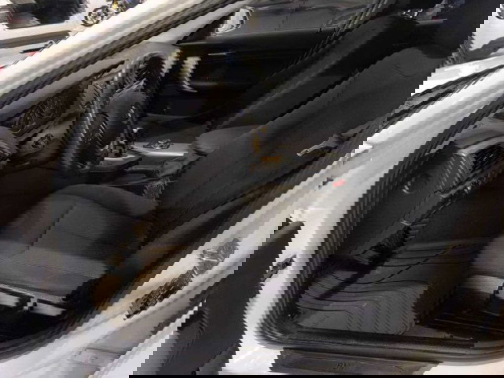 BMW Serie 1 usata a Caltanissetta (12)