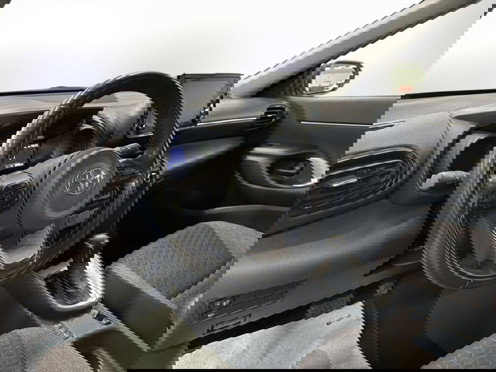 Toyota Yaris Cross usata a Monza e Brianza (12)