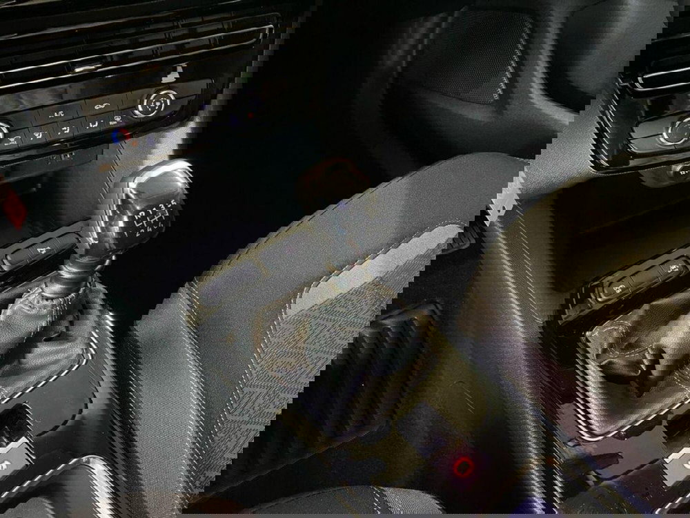 Opel Mokka usata a Torino (12)