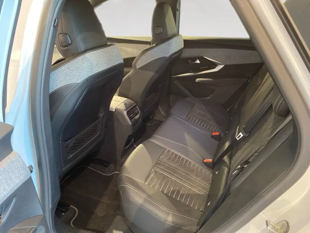 Peugeot 3008 nuova a Torino (8)