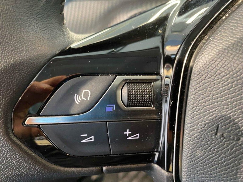 Peugeot 208 usata a Torino (12)