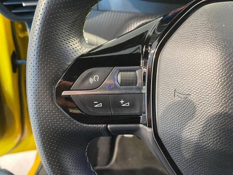 Peugeot 208 usata a Torino (12)