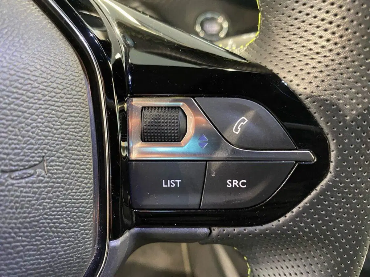 Peugeot 208 usata a Torino (13)