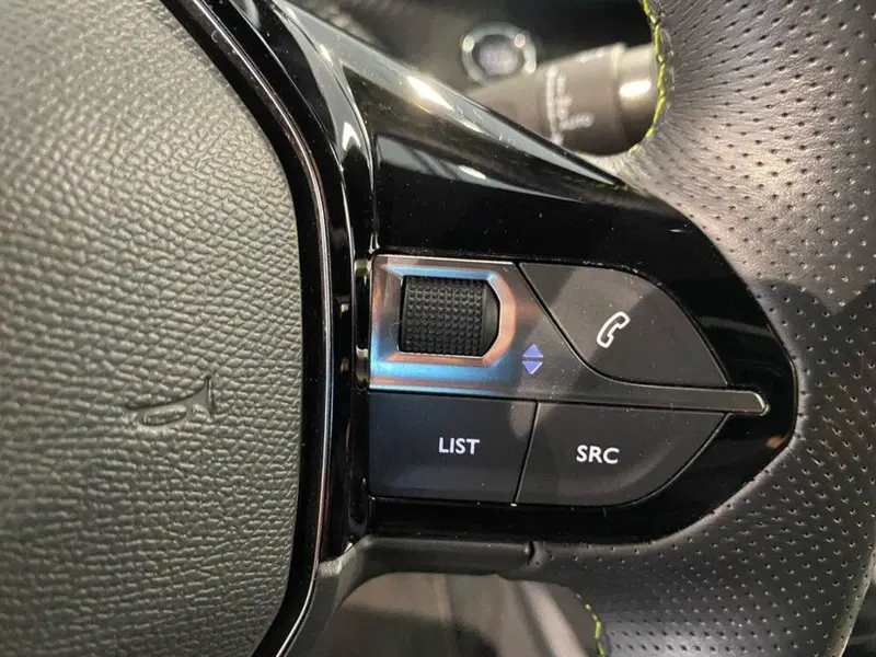 Peugeot 208 usata a Torino (13)
