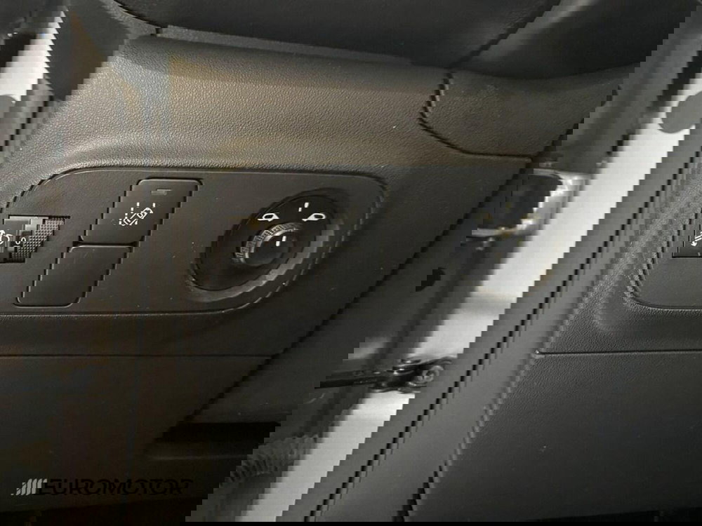 Citroen C3 usata a Bari (15)