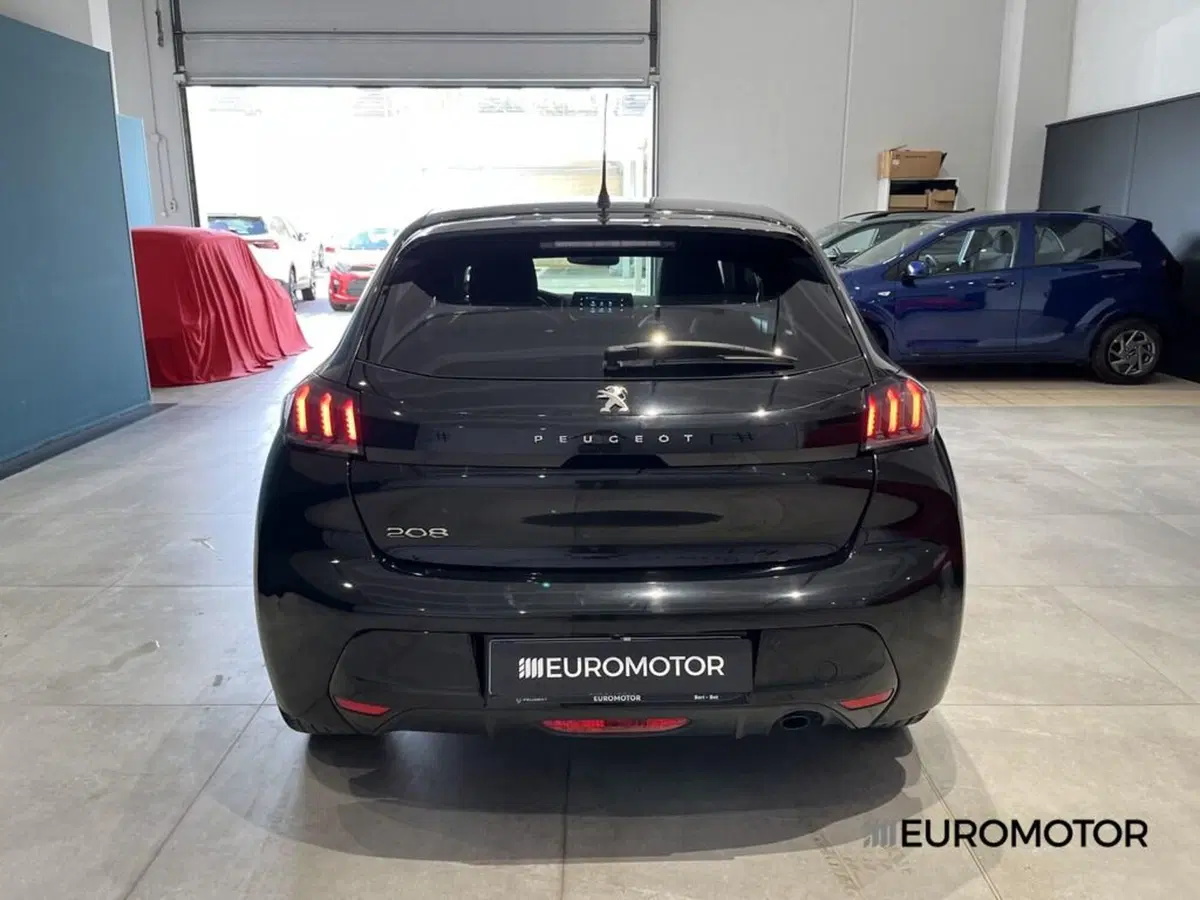Peugeot 208 usata a Bari (8)