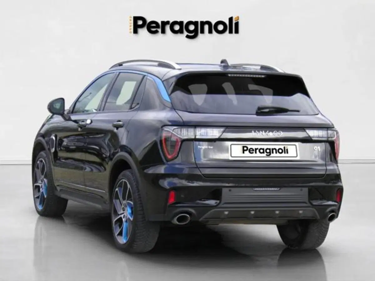 Lynk & Co 01 usata a Firenze (4)