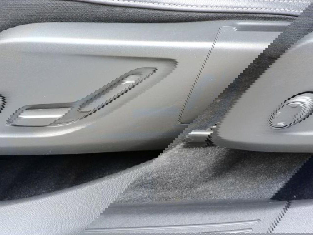 Volvo XC40 usata a Firenze (18)