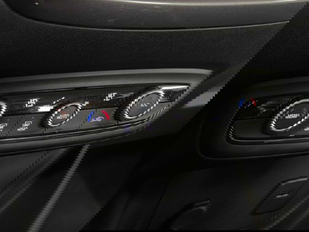 Opel Crossland X usata a Bologna (17)